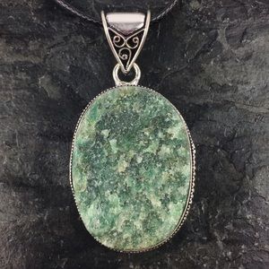 New Rough Green Druzy Crystal Stone Silver Overlay Pendant Necklace